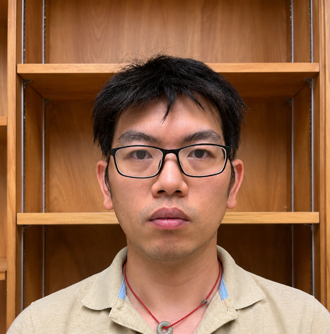 Bingkun Yang